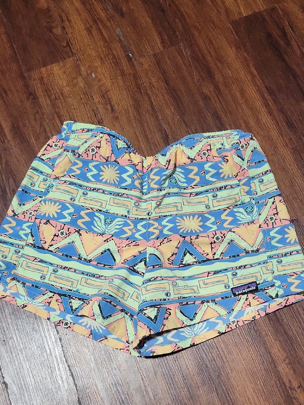 Patagonia Women's Patterned Blue & Peach Stretch Shorts